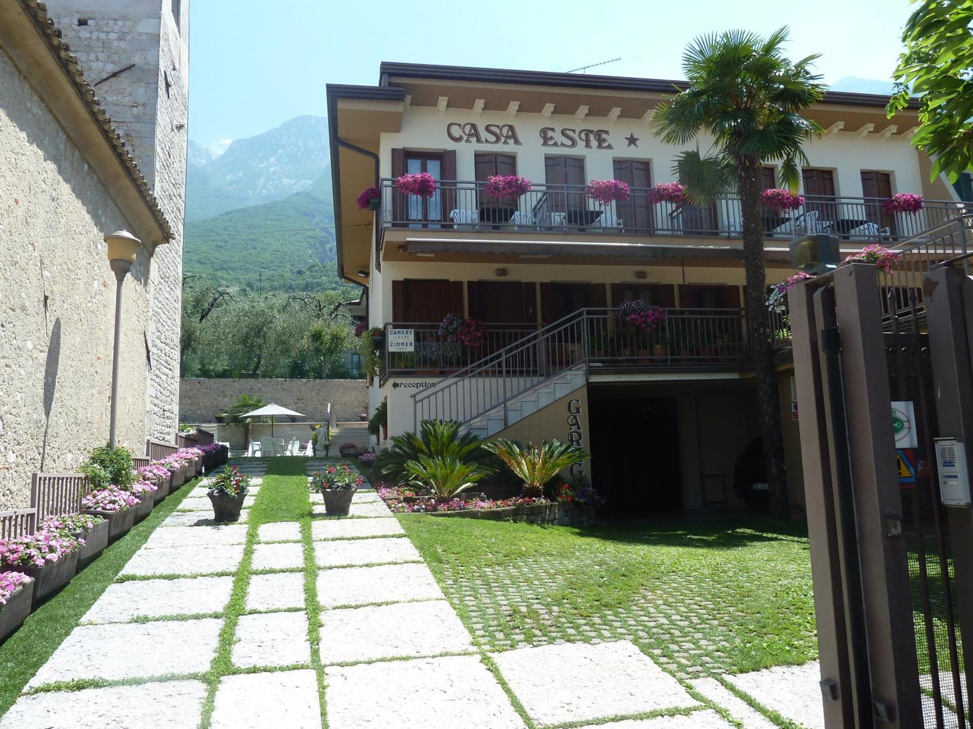 Albergo Casa Este Brenzone sul Garda Exterior photo